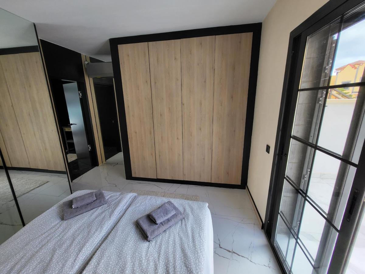 Sea View Luxury Apartment - Playa Del Duque 아데제 외부 사진